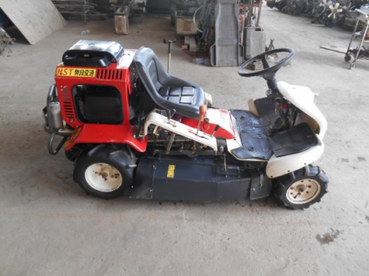 รถตัดหญ้า OREC RM95 18แรง พร้อมใช่งาน