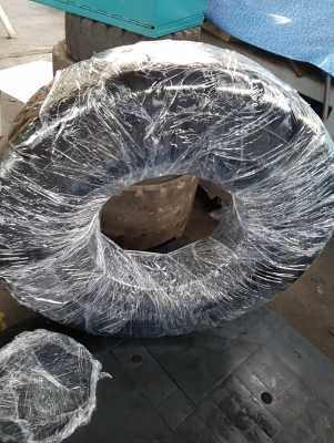 ขายยางลมรถยกโฟล์คลิฟท์ขนาด 825-15