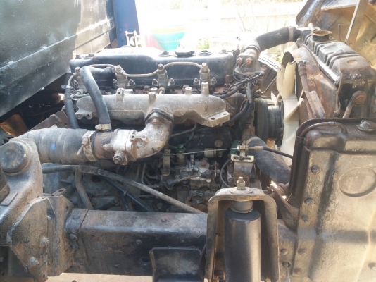 ขายรถบรรทุก6ล้อKS-32   เครื่อง110 Fหลัง เกียร์ร็อค กระบะยาว5เมตร คอกไม้ประดู่ทั้งคัน