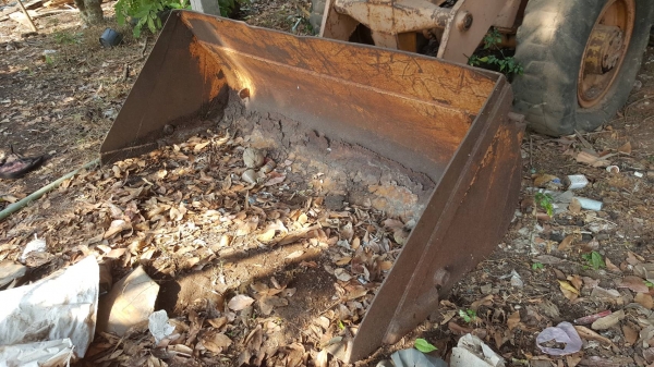 ขาย รถตัก KOMATSU JH30B เครื่องยนต์ DA120 6 สูบ รถจอดไว้นานแล้ว ขายตามสภาพ ราคาต่อรองได้ ขาย รถตัก KOMATSU JH30B เครื่องยนต์ DA120 6 สูบ รถจอดไว้นานแล้ว ขายตามสภาพ ราคาต่อรองได้