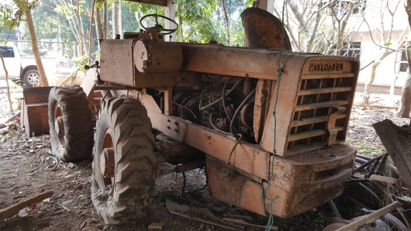 ขาย รถตัก KOMATSU JH30B เครื่องยนต์ DA120 6 สูบ รถจอดไว้นานแล้ว ขายตามสภาพ ราคาต่อรองได้ ขาย รถตัก KOMATSU JH30B เครื่องยนต์ DA120 6 สูบ รถจอดไว้นานแล้ว ขายตามสภาพ ราคาต่อรองได้