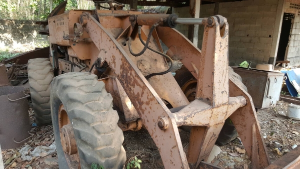 ขาย รถตัก KOMATSU JH30B เครื่องยนต์ DA120 6 สูบ รถจอดไว้นานแล้ว ขายตามสภาพ ราคาต่อรองได้ ขาย รถตัก KOMATSU JH30B เครื่องยนต์ DA120 6 สูบ รถจอดไว้นานแล้ว ขายตามสภาพ ราคาต่อรองได้