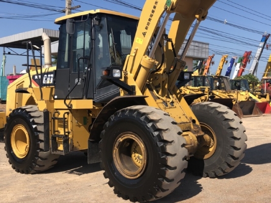 ขายรถตักล้อยาง CAT 962H นำเข้าเองจากญี่ปุ่น สภาพสวยพร้อมใช้ มีVDOการทำงานครับ