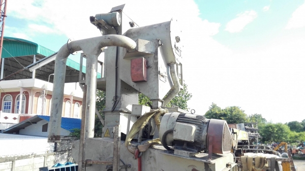 เครื่องพ่นทรายระบบสายพานเกลือกกลิ้ง CHEN-HUI MACHINERY TAIWAN