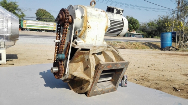 แอร้อกสแตนเลสเยอรมัน ROTARY VALVE REIMELT GERMANY ปาก 8&rdquo;x 7&rdquo; ติดเกียร์ 1.5 HP 380V (รอบอ