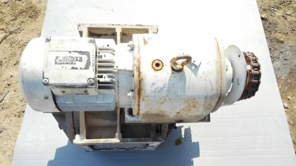 แอร้อกสแตนเลสเยอรมัน ROTARY VALVE REIMELT GERMANY ปาก 8&rdquo;x 7&rdquo; ติดเกียร์ 1.5 HP 380V (รอบอ