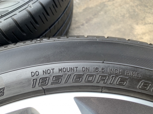 ล้อแม็ก Mazda 2 ตัวท๊อป ขอบ 16 สีกันเมทาลิกหน้าเงา พร้อมยาง 185-60-16 Dunlopปี 17 แม็กสวย ดอกยางหนา