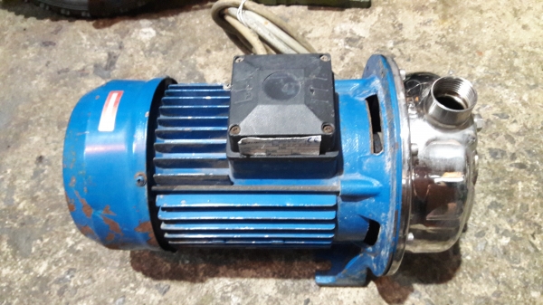 ขาย !! ปั้มน้ำหอยโข่ง.WATER FLOWของอิตาลี่.ขนาด2แรง380v.