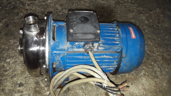 ขาย !! ปั้มน้ำหอยโข่ง.WATER FLOWของอิตาลี่.ขนาด2แรง380v.