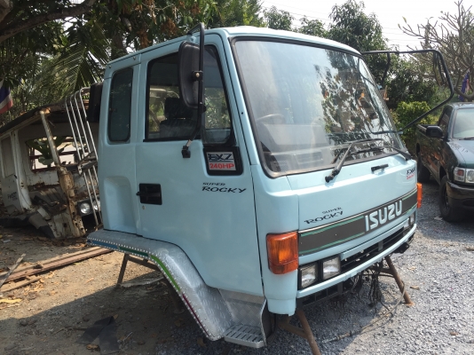 ขาย หัวสิบล้อ ISUZU ร็อคกี้  นางฟ้า อุปกรณ์ครบ พร้อมใช้