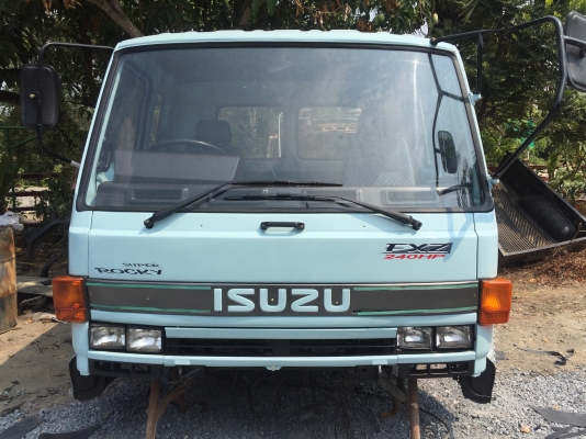 ขาย หัวสิบล้อ ISUZU ร็อคกี้  นางฟ้า อุปกรณ์ครบ พร้อมใช้