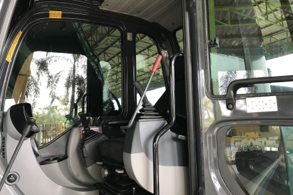 ขาย!! >>> Kobelco Sk140SuperXM สภาพสวยเดิม ซื้อไปลุยงานได้เลย <<< เบอร์ติดต่อ 098-7155789 086-4631102