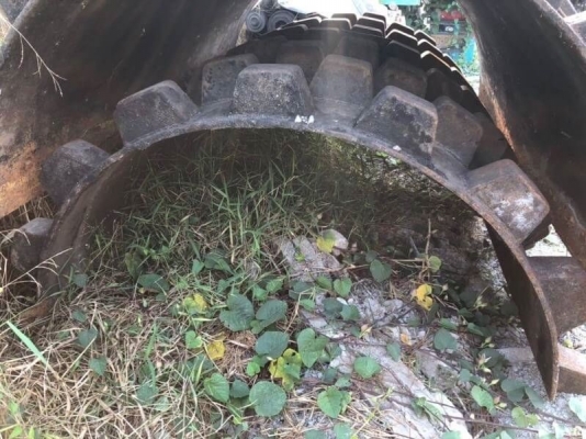 ขาย 125,000 เปลือกหนามรถบด 2 แผ่น เดิมเคยอยู่กับ Dynapac CA25 สภาพสวยพร้อมใช้ รถอยู่ นครปฐม 090-772-3710 090-772-3708 ขาย 125,000 เปลือกหนามรถบด 2 แผ่น เดิมเคยอยู่กับ Dynapac CA25 สภาพสวยพร้อมใช้ รถอยู่ นครปฐม 090-772-3710 090-772-3708