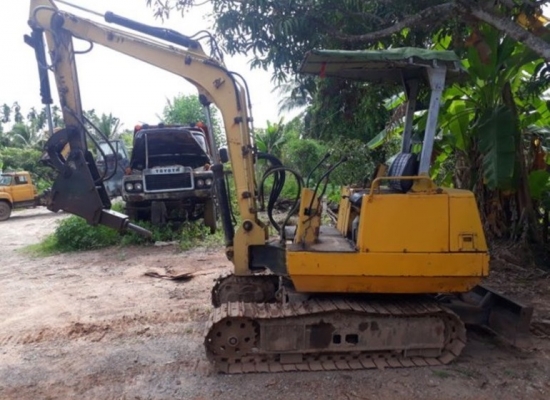 ขาย!! >>> Mitsubishi PC30 พร้อมหัวเจาะ ราคาเบาๆ <<< เบอร์ติดต่อ 098-7155789 086-4631102