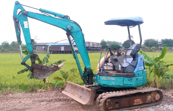 ขาย!! >>> Komatsu Pc30MR สภาพพร้อมลุยงาน <<< เบอร์ติดต่อ 098-7155789 086-4631102