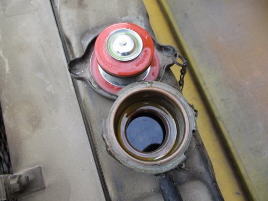 ขายรถบด DYNAPAC รุ่น CP202W หน้า3 หลัง 4 ปี 1999 นำเข้า สภาพดีมาก เดิมๆพร้อมใช้ ไมล์น้อย 2800 กม.โทร084-5424150 line id : rapinzat