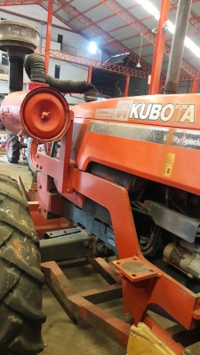 ขายรถแทรกเตอร์มือสอง