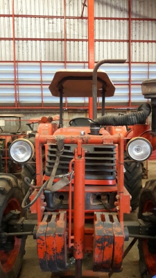 ขายรถแทรกเตอร์มือสอง