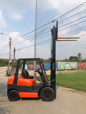 คันนี้สวยมาก TOYOTA 6FG25 ยก2.5ตัน เครื่องยนตร์เบนซิล เสา3เมตร(เสาฟูฟี้)