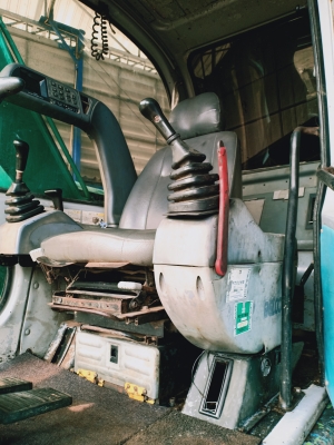 ขายจ้า..KOBELCO SK120-2 มาร์คไฟว์  เก่าใน สภาพดีเอกสารเล่มทะเบียน  ไฟฟ้าครบ พร้อมใช้  โทร 089-3818694 จ๊อย