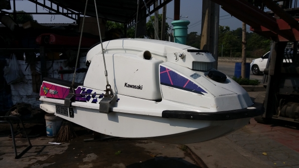 ขออนุญาต ขาย KAWASAKI JS550cc. เก่าญี่ปุ่นแท้ สมบูรณ์มาก พร้อมเล่นครับ ขออนุญาต ขาย KAWASAKI JS550cc. เก่าญี่ปุ่นแท้ สมบูรณ์มาก พร้อมเล่นครับ