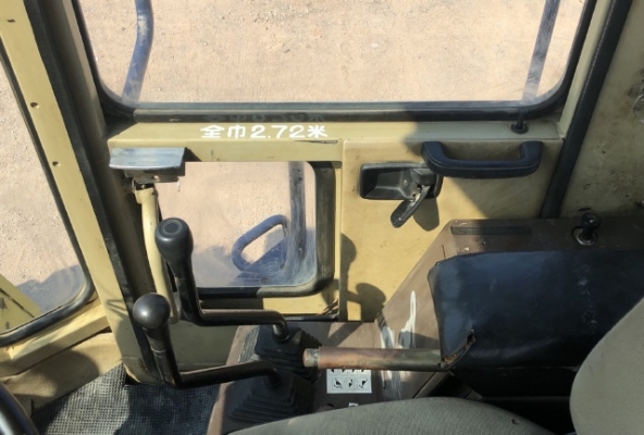 ขายรถตักล้อยาง KOMATSU WA300-1 นำเข้าเองจากญี่ปุ่น สภาพสวยพร้อมใช้ มีVDOการทำงานครับ