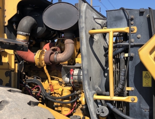 ขายรถตักล้อยาง CAT 962H นำเข้าเองจากญี่ปุ่น สภาพสวยพร้อมใช้ มีVDOการทำงานครับ ขายรถตักล้อยาง CAT 962H นำเข้าเองจากญี่ปุ่น สภาพสวยพร้อมใช้ มีVDOการทำงานครับ