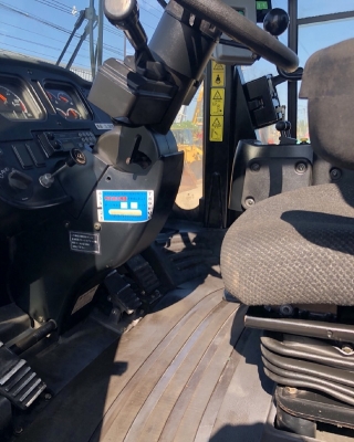 ขายรถตักล้อยาง CAT 962H นำเข้าเองจากญี่ปุ่น สภาพสวยพร้อมใช้ มีVDOการทำงานครับ ขายรถตักล้อยาง CAT 962H นำเข้าเองจากญี่ปุ่น สภาพสวยพร้อมใช้ มีVDOการทำงานครับ