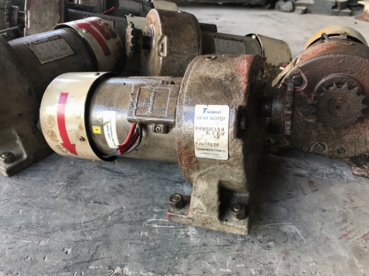 ขายมอเตอร์เกียร์ Mitsubishi 0.2Kw. 380V หัวเกียร์ Tsubaki made in Japan อัตราทด 1:50 สภาพดีเดิมๆ สีไม่สวย หมุนนิ่ม พร้อมใช้งาน มี 8ตัว ขายมอเตอร์เกียร์ Mitsubishi 0.2Kw. 380V หัวเกียร์ Tsubaki made in Japan อัตราทด 1:50 สภาพดีเดิมๆ สีไม่สวย หมุนนิ่ม พร้อมใช้งาน มี 8ตัว