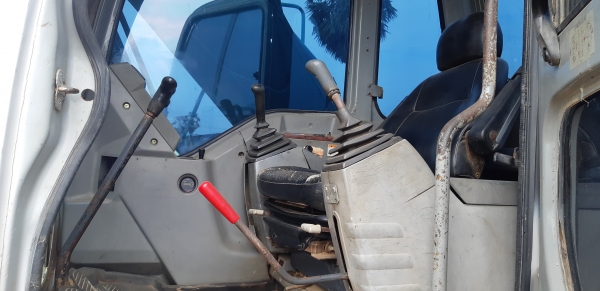 SK200-6มาคสิกไฟฟ้าครบเอกสารเล่มทะเบียนสวยพร้อมใช้งาน