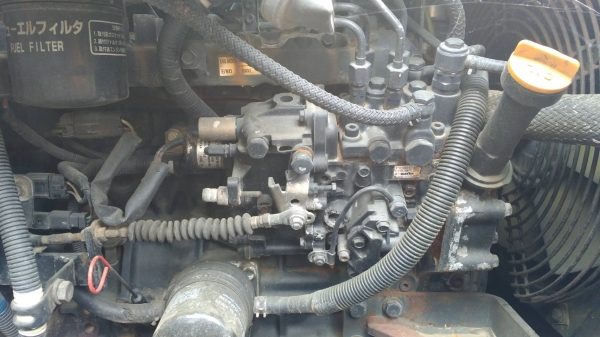 KOMATSU รุ่น PC40MR-2