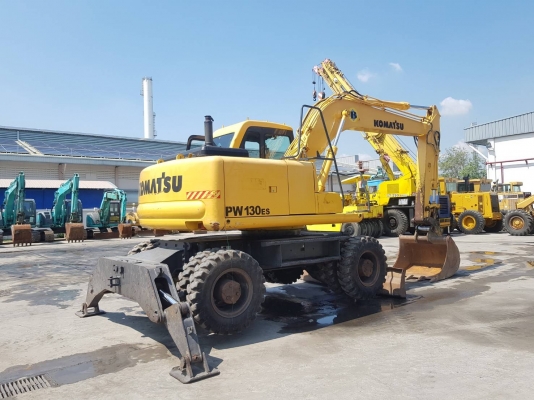 รถขุดล้อยาง PW130ES-6K จากญี่ปุ่น สภาพเดิมๆ สอบถามได้เลยครับ โทร. 092-929-9942 ธีรเทพ รถขุดล้อยาง PW130ES-6K จากญี่ปุ่น สภาพเดิมๆ สอบถามได้เลยครับ โทร. 092-929-9942 ธีรเทพ