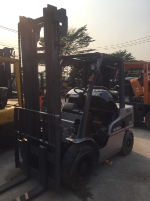 ขายด่วนรถยก 3.0 ตันเกียร์ออโต้ เครื่องยนต์ดีเซล