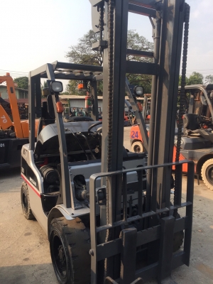 ขายด่วนรถยก 3.0 ตันเกียร์ออโต้ เครื่องยนต์ดีเซล