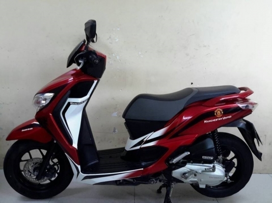 Moove Manchester United  ตัวท็อป โฉมใหม่ล่าสุด สภาพนางฟ้า เอกสารครบพร้อมโอน