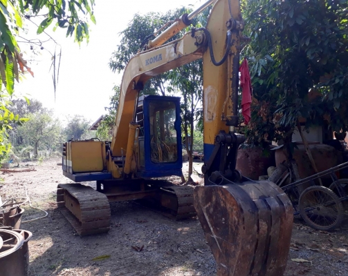 ขาย แบคโฮ KOMATSU PC60-3 รถใช้งานอยู่ประจำ เครื่องดี ช่วงล่างดี ราคาต่อรองได้