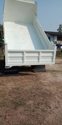 รถบรรทุก 6 ล้อ Isuzu 175 แรงม้า ยาง 825-16 เอกสารพร้อมโอนคะ รถบรรทุก 6 ล้อ Isuzu 175 แรงม้า ยาง 825-16 เอกสารพร้อมโอนคะ