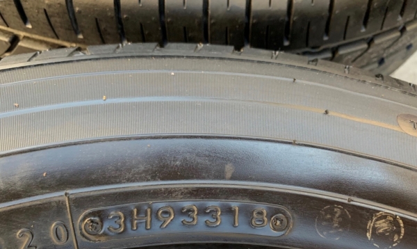 ยางป้ายแดง 205-60-16 TOYO ปี 18 ดอกเต็มๆ ตุ่มเป้ง เส้นสีชัด ยางป้ายแดง 205-60-16 TOYO ปี 18 ดอกเต็มๆ ตุ่มเป้ง เส้นสีชัด