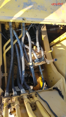 ขายรถแบคโฮ KOMATSU PC200-7 ใช้งาน 12,698 ชั่วโมง สภาพนางฟ้า รถบริษัท มีการใช้งาน และบำรุงรักษาดี ขายรถแบคโฮ KOMATSU PC200-7 ใช้งาน 12,698 ชั่วโมง สภาพนางฟ้า รถบริษัท มีการใช้งาน และบำรุงรักษาดี