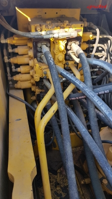 ขายรถแบคโฮ KOMATSU PC200-7 ใช้งาน 12,698 ชั่วโมง สภาพนางฟ้า รถบริษัท มีการใช้งาน และบำรุงรักษาดี ขายรถแบคโฮ KOMATSU PC200-7 ใช้งาน 12,698 ชั่วโมง สภาพนางฟ้า รถบริษัท มีการใช้งาน และบำรุงรักษาดี