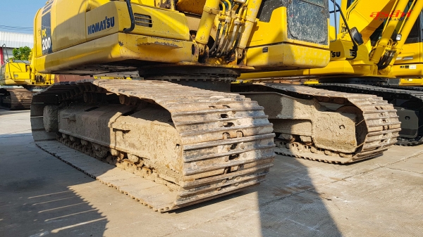 ขายรถแบคโฮ KOMATSU PC200-7 ใช้งาน 12,698 ชั่วโมง สภาพนางฟ้า รถบริษัท มีการใช้งาน และบำรุงรักษาดี