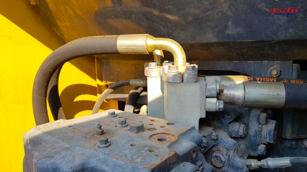 ขายรถแบคโฮ KOMATSU PC200-7 ใช้งาน 12,698 ชั่วโมง สภาพนางฟ้า รถบริษัท มีการใช้งาน และบำรุงรักษาดี ขายรถแบคโฮ KOMATSU PC200-7 ใช้งาน 12,698 ชั่วโมง สภาพนางฟ้า รถบริษัท มีการใช้งาน และบำรุงรักษาดี