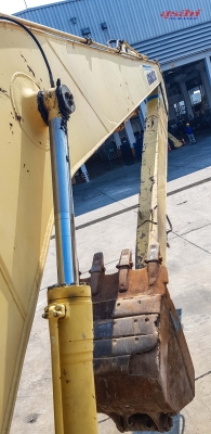 ขายรถแบคโฮ KOMATSU PC200-8 บูมยาว ใช้งาน 12,067 ชั่วโมง สภาพดี พร้อมใช้งาน ราคาไม่แพง ขายรถแบคโฮ KOMATSU PC200-8 บูมยาว ใช้งาน 12,067 ชั่วโมง สภาพดี พร้อมใช้งาน ราคาไม่แพง