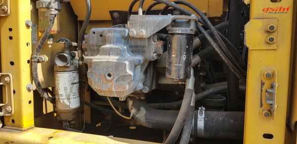 ขายรถแบคโฮ KOMATSU PC200-8 บูมยาว ใช้งาน 12,067 ชั่วโมง สภาพดี พร้อมใช้งาน ราคาไม่แพง ขายรถแบคโฮ KOMATSU PC200-8 บูมยาว ใช้งาน 12,067 ชั่วโมง สภาพดี พร้อมใช้งาน ราคาไม่แพง