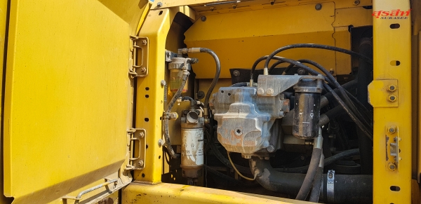 ขายรถแบคโฮ KOMATSU PC200-8 บูมยาว ใช้งาน 12,067 ชั่วโมง สภาพดี พร้อมใช้งาน ราคาไม่แพง ขายรถแบคโฮ KOMATSU PC200-8 บูมยาว ใช้งาน 12,067 ชั่วโมง สภาพดี พร้อมใช้งาน ราคาไม่แพง