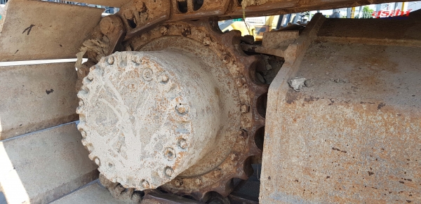 ขายรถแบคโฮ KOMATSU PC200-8 บูมยาว ใช้งาน 12,067 ชั่วโมง สภาพดี พร้อมใช้งาน ราคาไม่แพง ขายรถแบคโฮ KOMATSU PC200-8 บูมยาว ใช้งาน 12,067 ชั่วโมง สภาพดี พร้อมใช้งาน ราคาไม่แพง