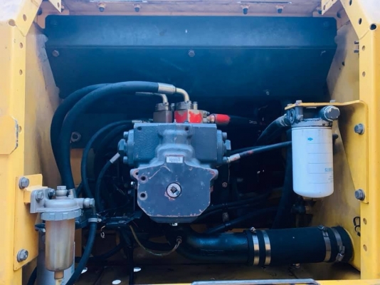 ขาย Komatsu pc 200-7 รถสวยเดิมไพร้อมใช้งาน เอกสารเล่มทะเบียน