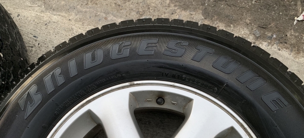 ล้อแม็ก ISUZU D-Max Gold Series ขอบ 16 พร้อมยาง 245-70-16 Bridgestone ปี 12