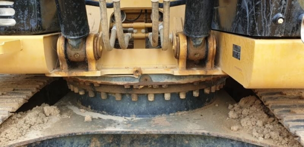 320D2 ระบบHD  @2,85บาท พร้อมใช้เอกสารครบรถ4,000ชม.ระบบแน่ไฟฟ้าเต็มช่วงล่างสวยๆระดับนางงาม สนใจโทรสนใจคลิ๊ก ☎ 081-989-1989 หรั่งครับ