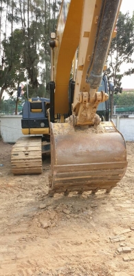 320D2 ระบบHD  @2,85บาท พร้อมใช้เอกสารครบรถ4,000ชม.ระบบแน่ไฟฟ้าเต็มช่วงล่างสวยๆระดับนางงาม สนใจโทรสนใจคลิ๊ก ☎ 081-989-1989 หรั่งครับ